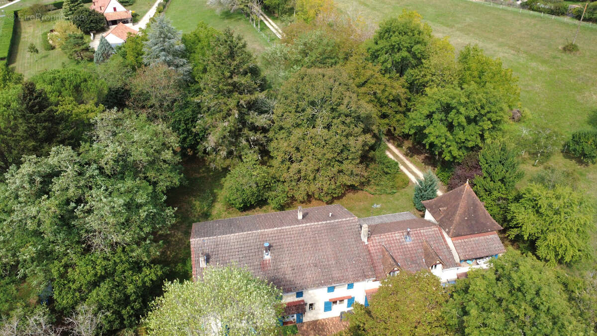 Maison à LAMONZIE-MONTASTRUC