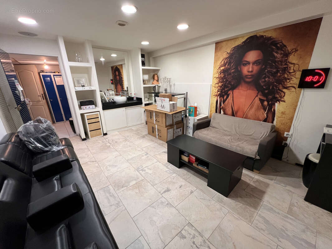 Commerce à MARSEILLE-6E