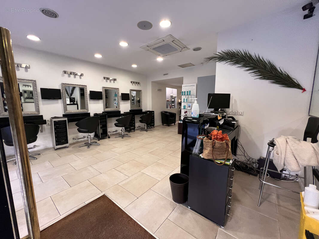 Commerce à MARSEILLE-6E