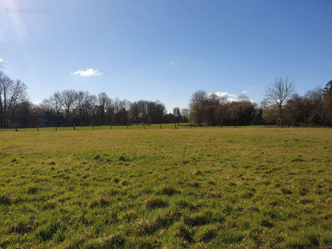 Maison à CORMEILLES