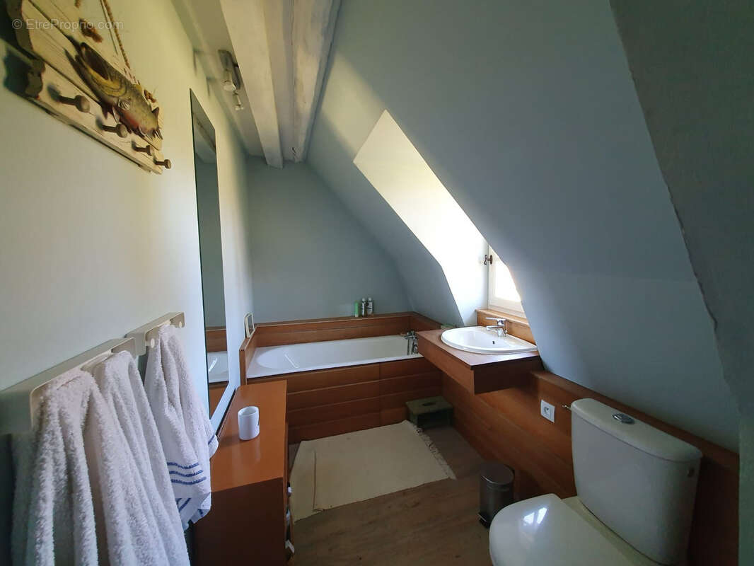 Maison à CORMEILLES