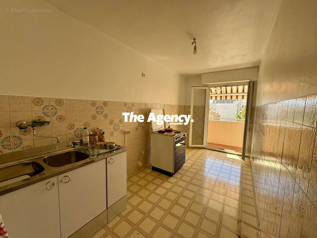 Appartement à MARSEILLE-10E