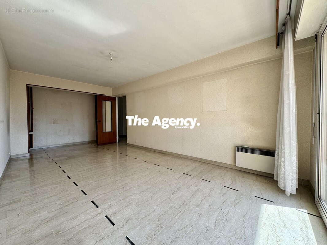 Appartement à MARSEILLE-10E