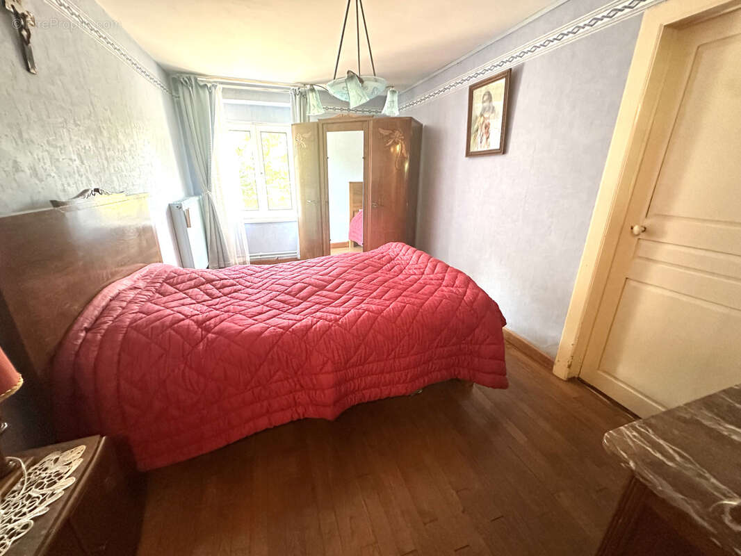 Maison à SAINT-SAUVEUR