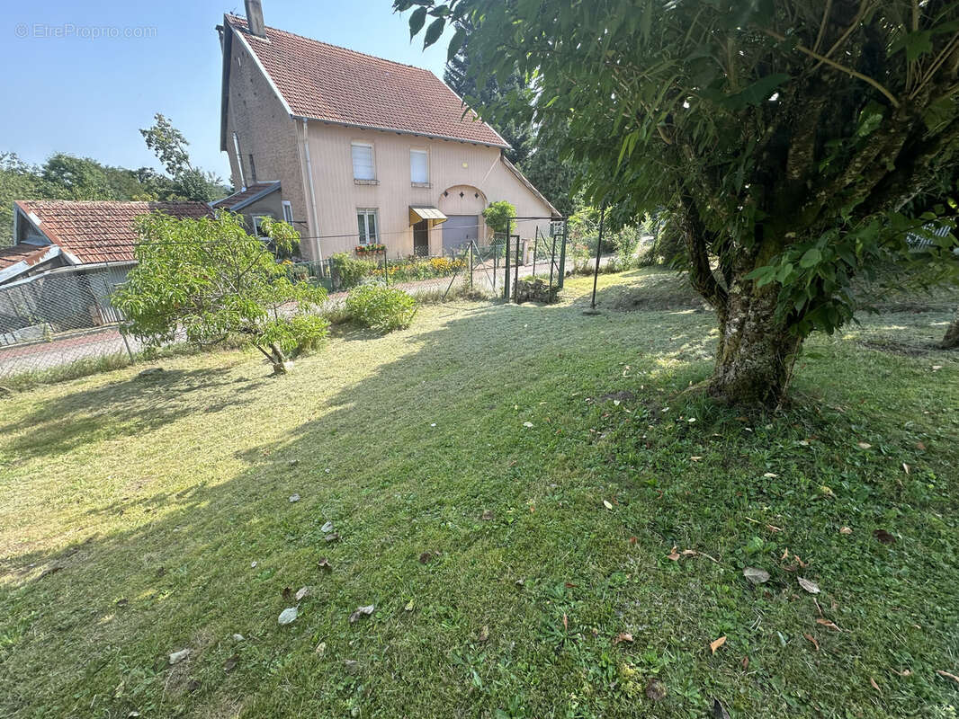 Maison à SAINT-SAUVEUR