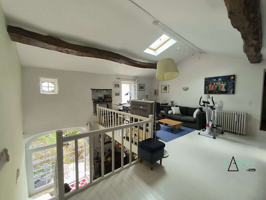 Maison à SAINTE-CROIX-DU-MONT