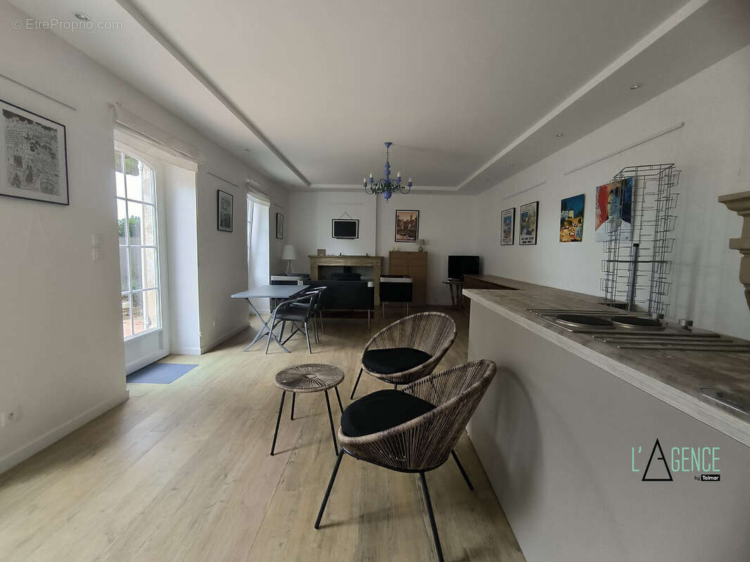 Maison à SAINTE-CROIX-DU-MONT