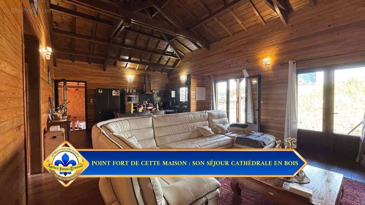 Maison à LA PLAINE-DES-PALMISTES