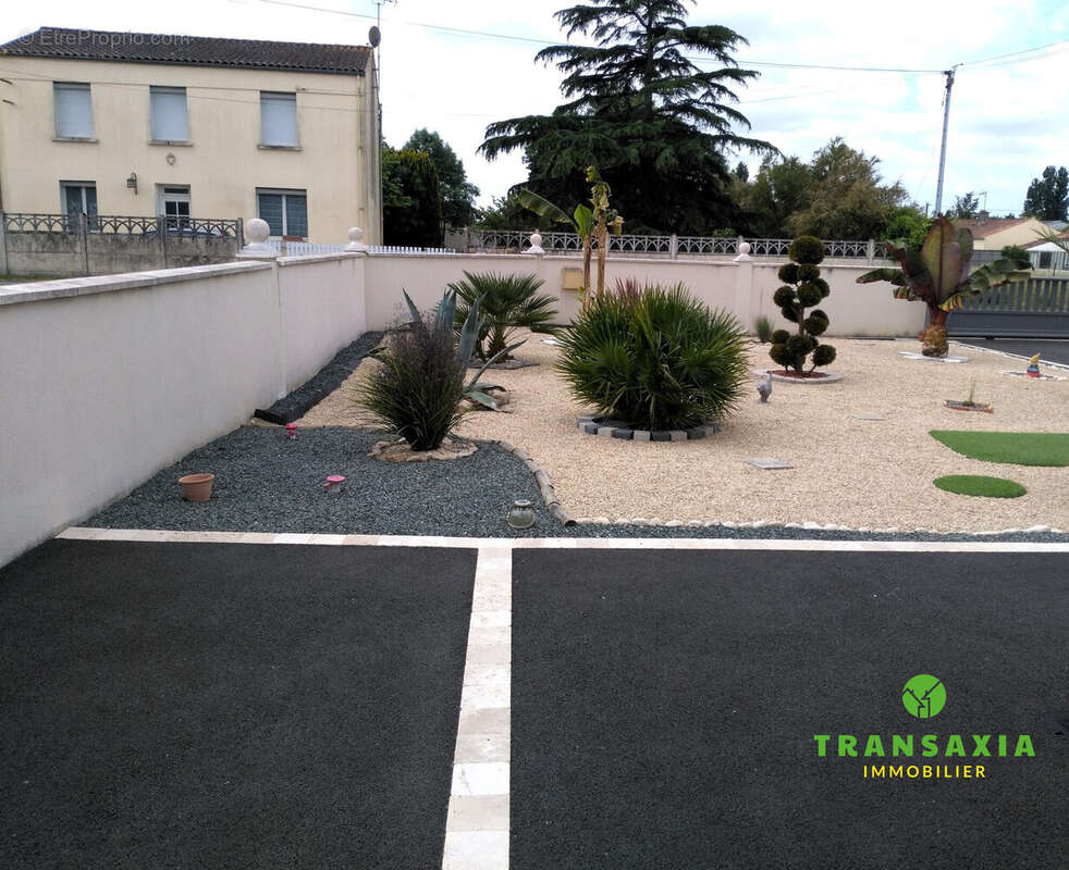 Maison à LA TAILLEE