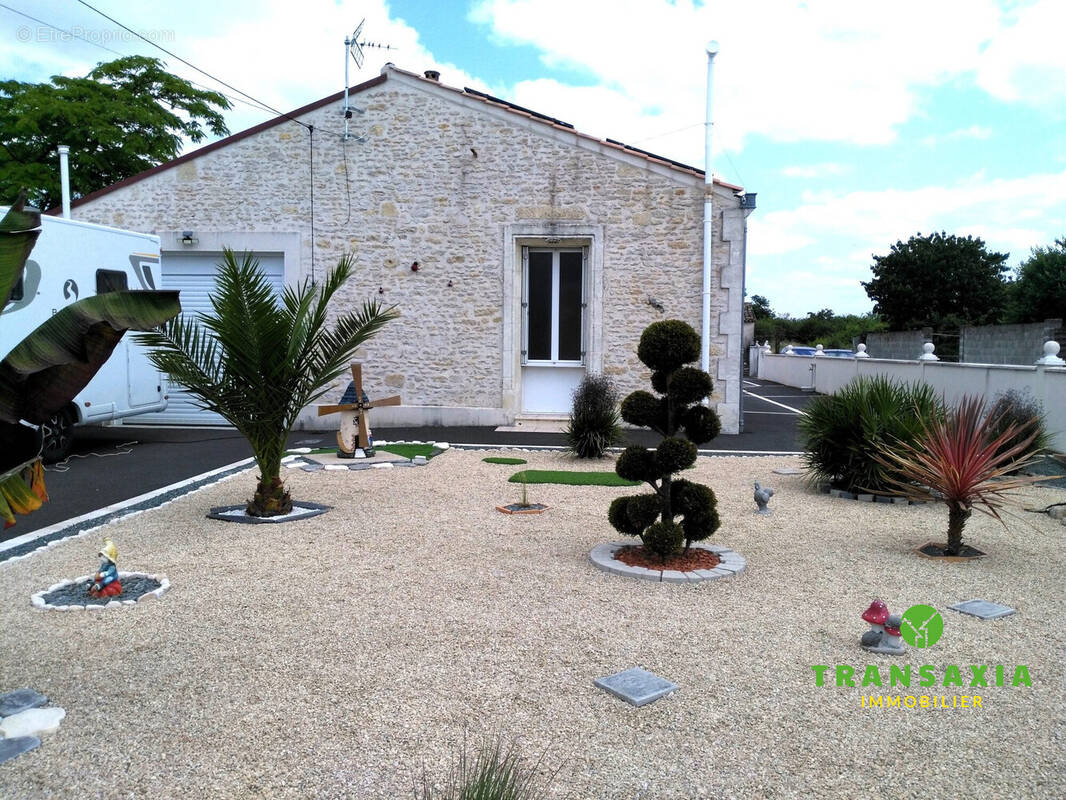 Maison à LA TAILLEE