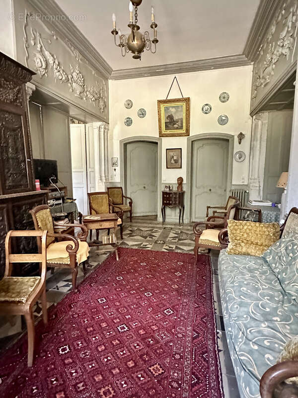 Maison à SAINT-JEAN-D'ANGELY