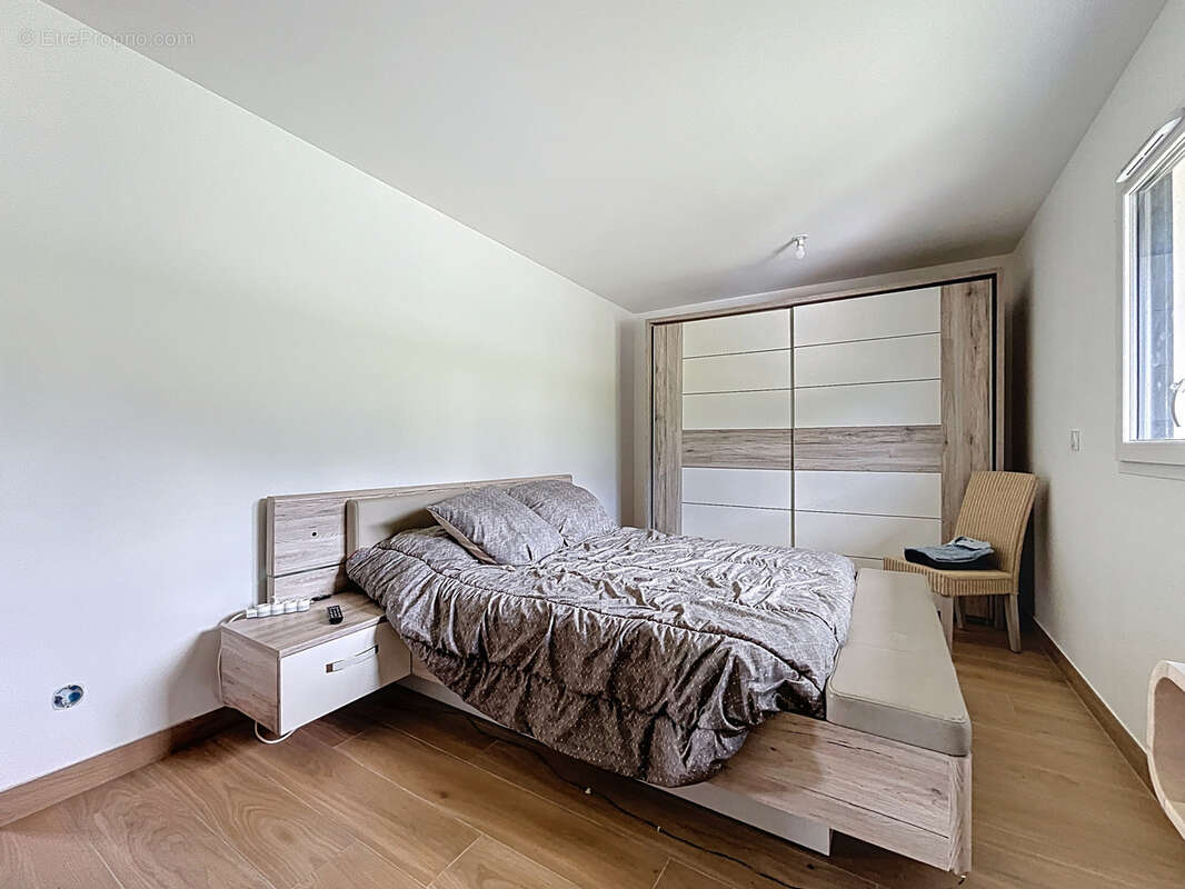 Maison à DRUMETTAZ-CLARAFOND