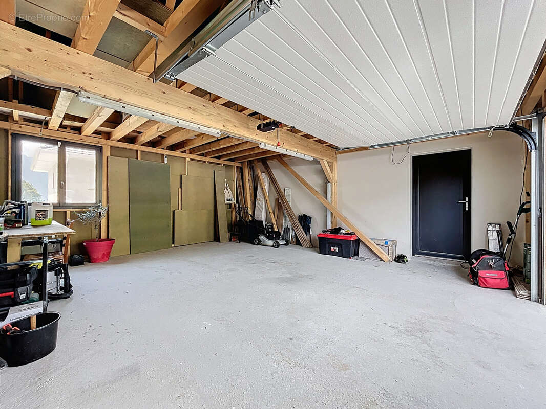 Maison à DRUMETTAZ-CLARAFOND