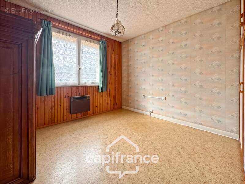 Maison à SAINT-MARCEL