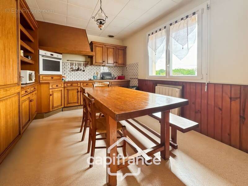 Maison à SAINT-MARCEL