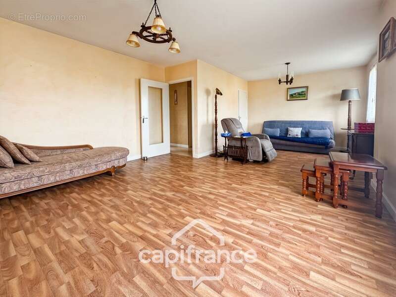 Maison à SAINT-MARCEL