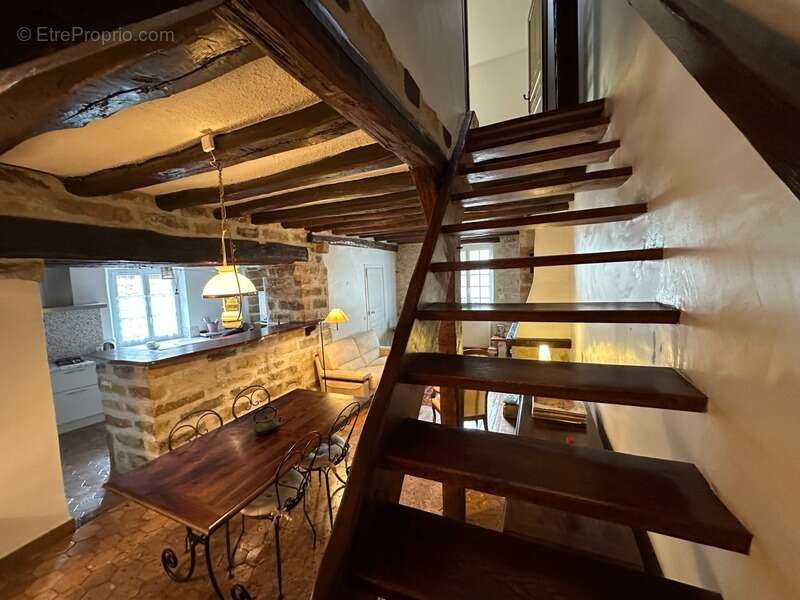 Maison à SAMOIS-SUR-SEINE