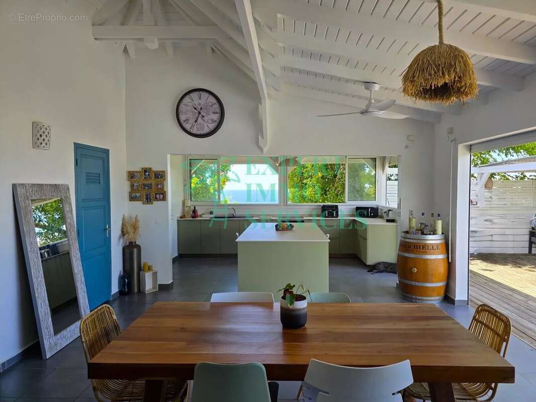 Maison à GRAND-BOURG