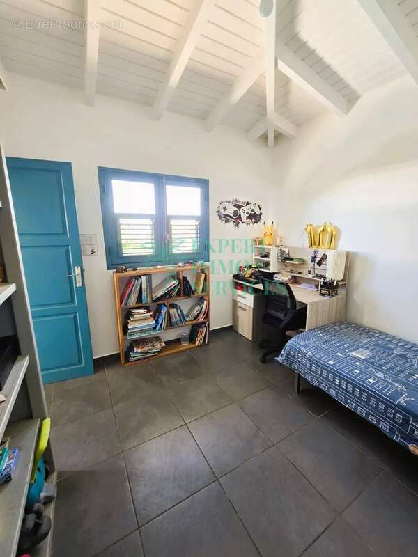 Maison à GRAND-BOURG