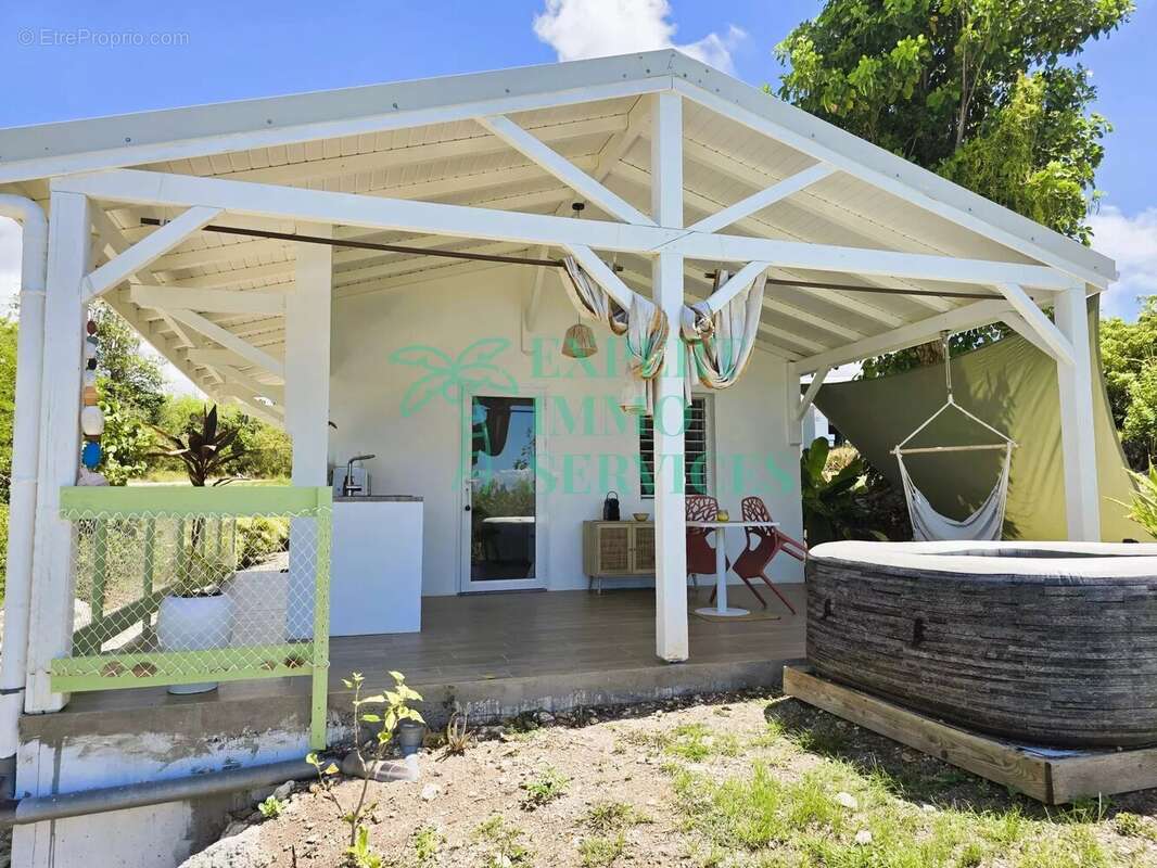 Maison à GRAND-BOURG