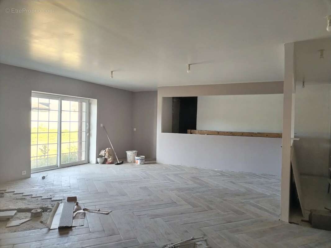 Maison à CHAINTREAUX