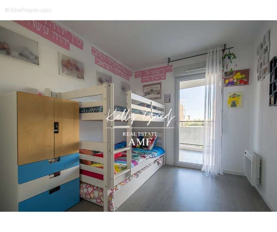 Appartement à MARSEILLE-9E
