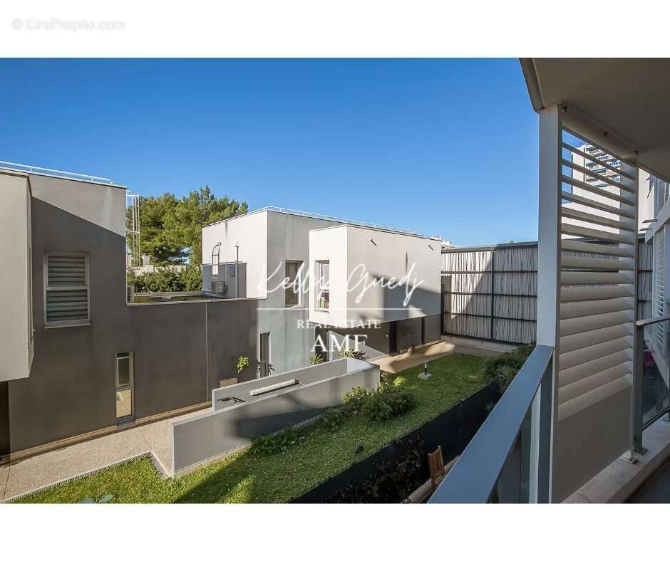 Appartement à MARSEILLE-9E