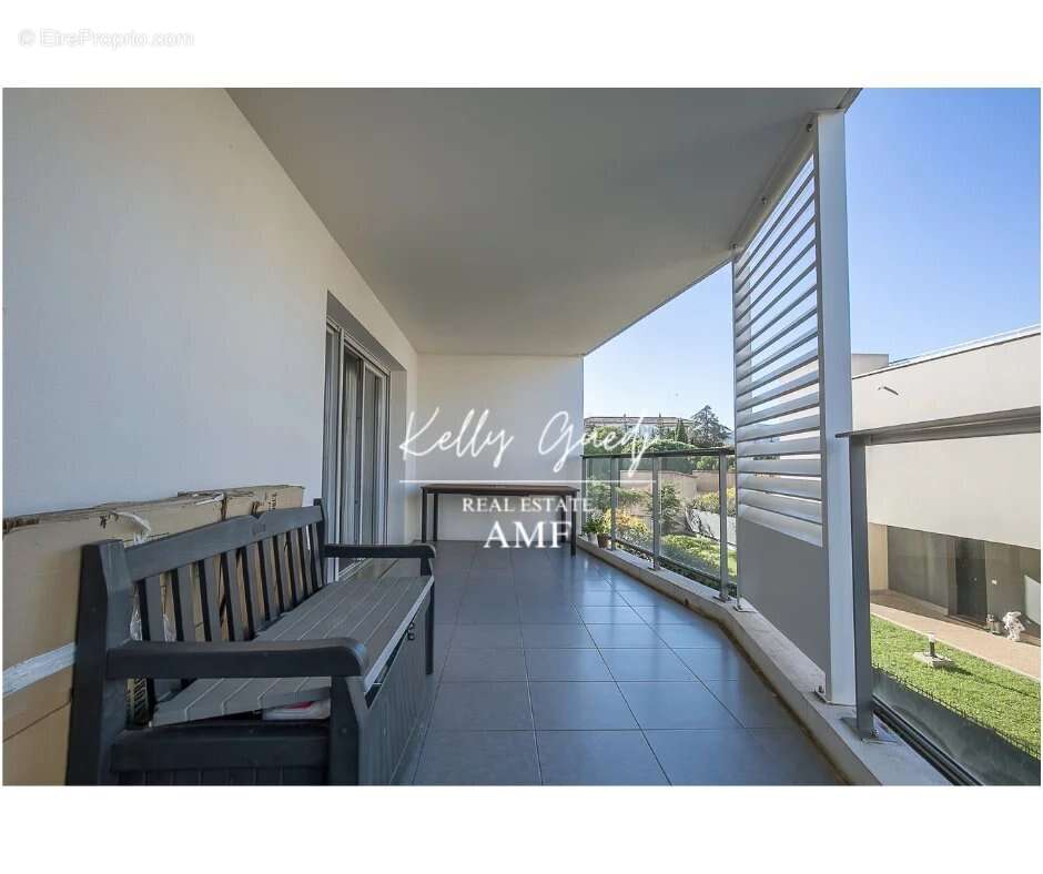 Appartement à MARSEILLE-9E