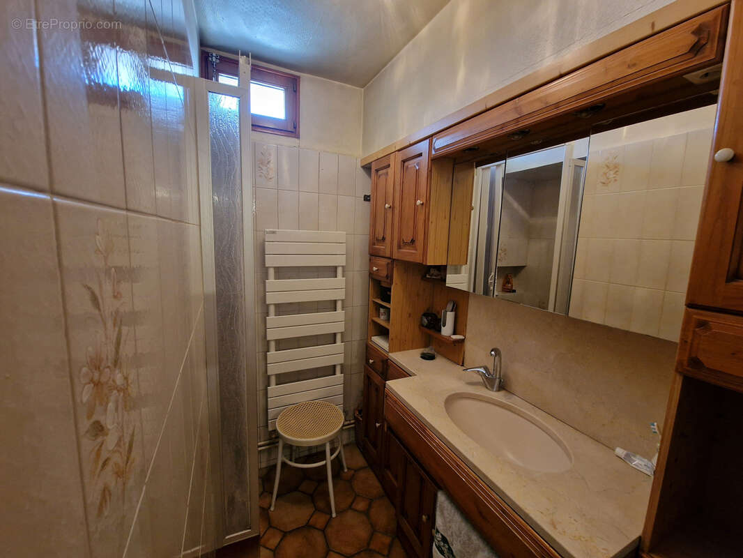 Appartement à LYON-8E