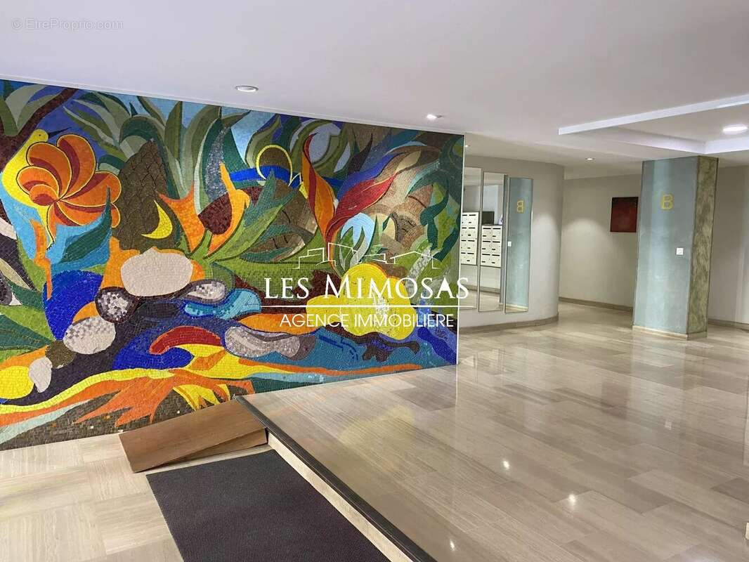 Appartement à FREJUS