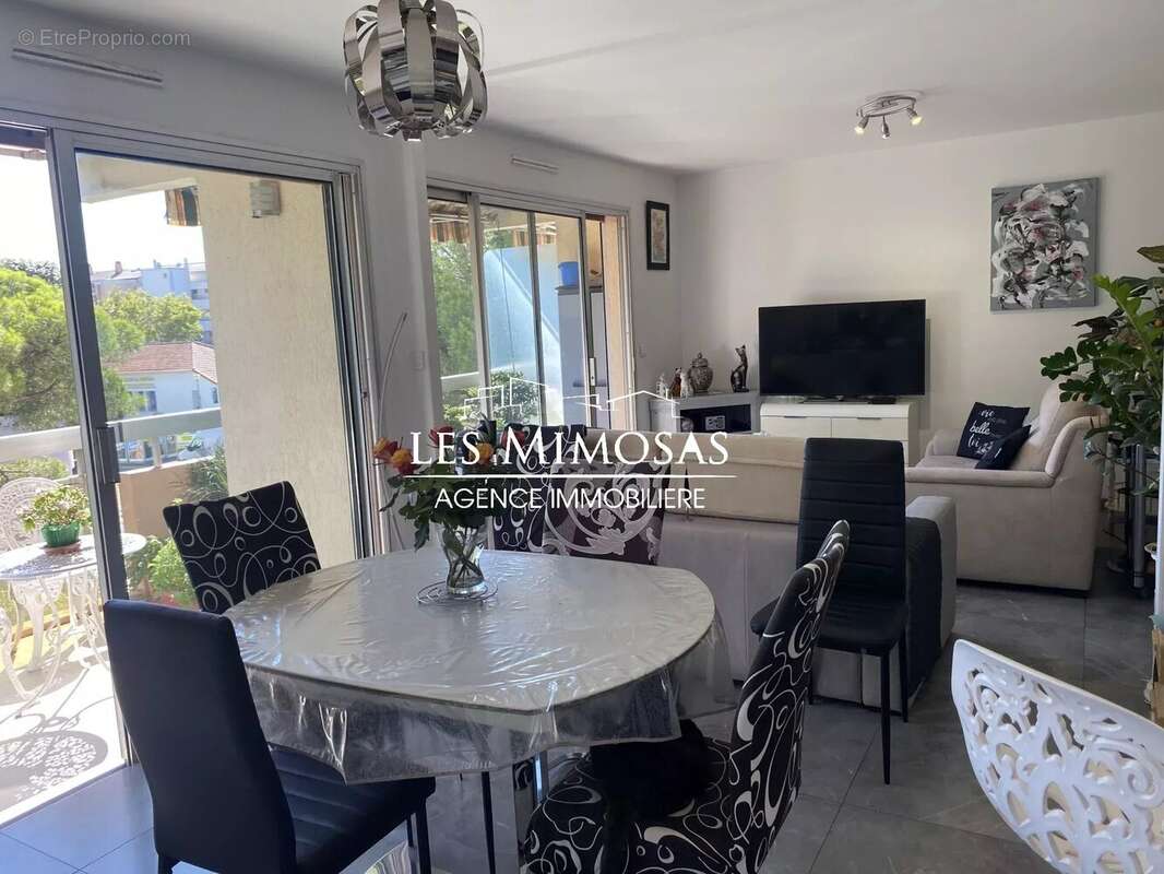 Appartement à FREJUS