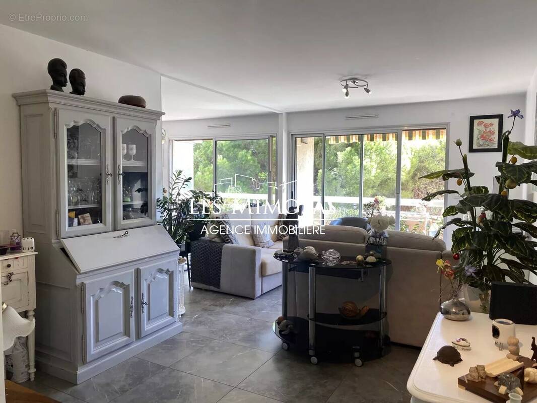 Appartement à FREJUS