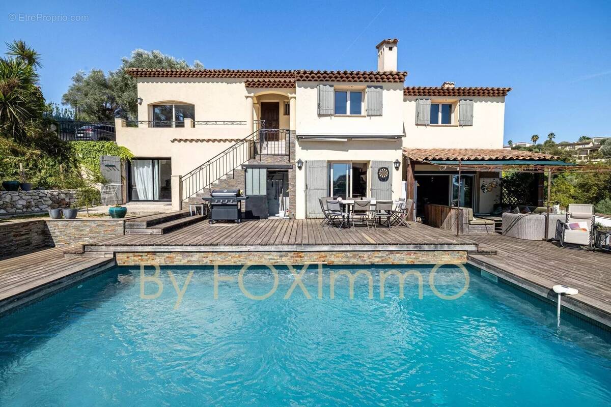 Maison à LA COLLE-SUR-LOUP