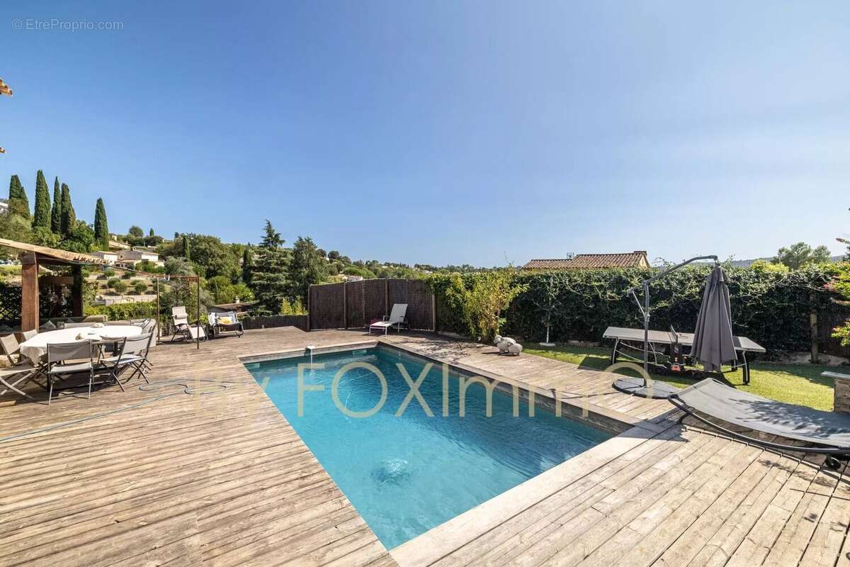 Maison à LA COLLE-SUR-LOUP