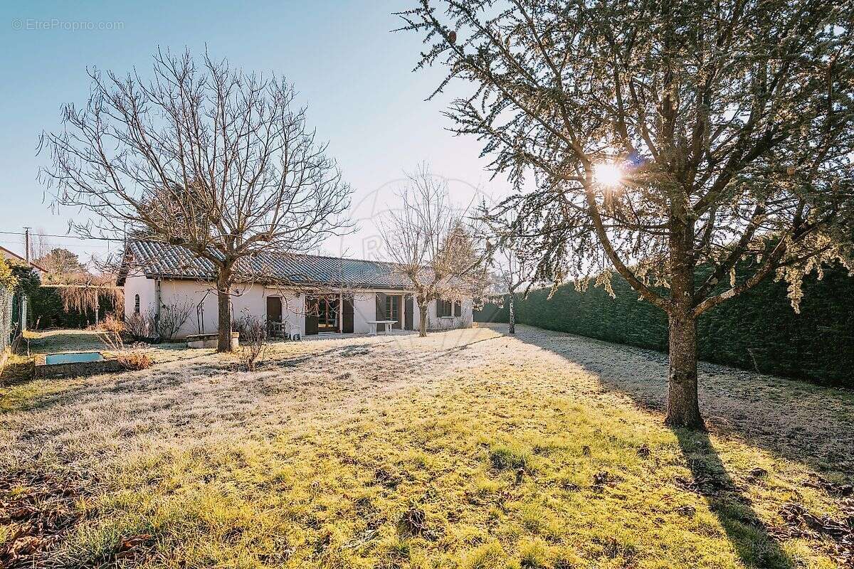 Maison à BELLERIVE-SUR-ALLIER