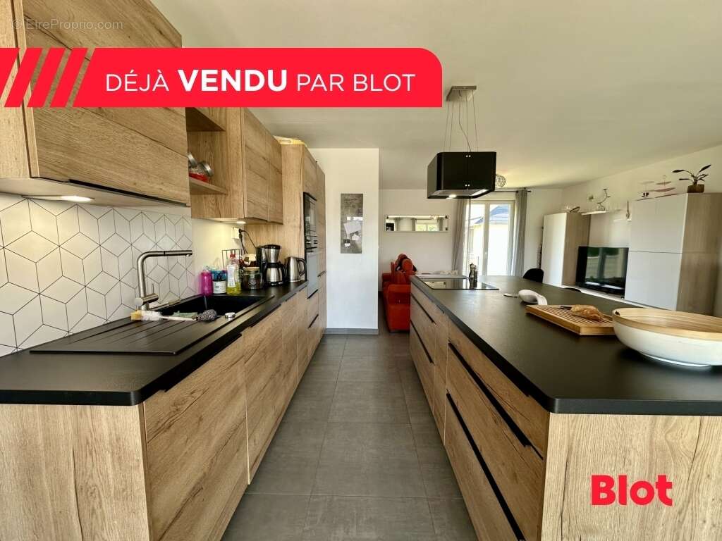 Maison à MONTFORT-SUR-MEU