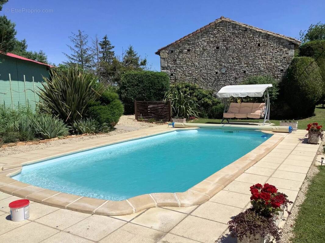 Maison à PAMPROUX