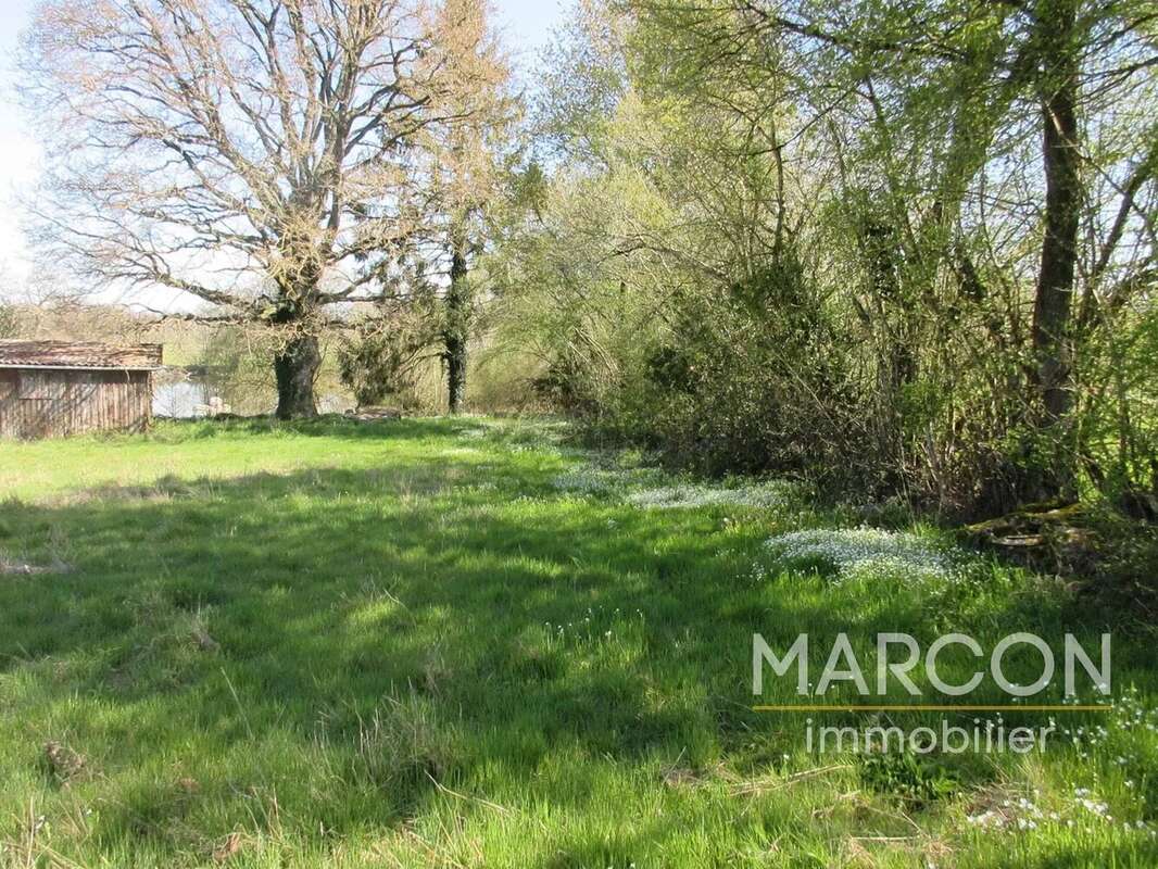 Terrain à COLONDANNES