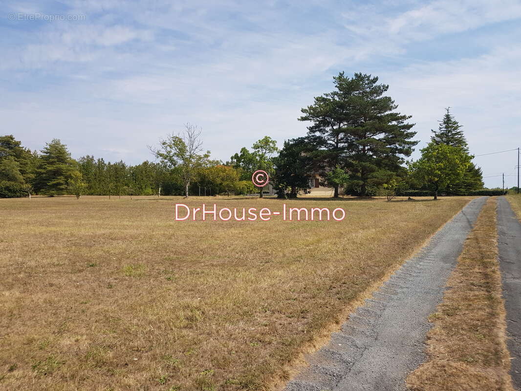 Maison à VERTEILLAC