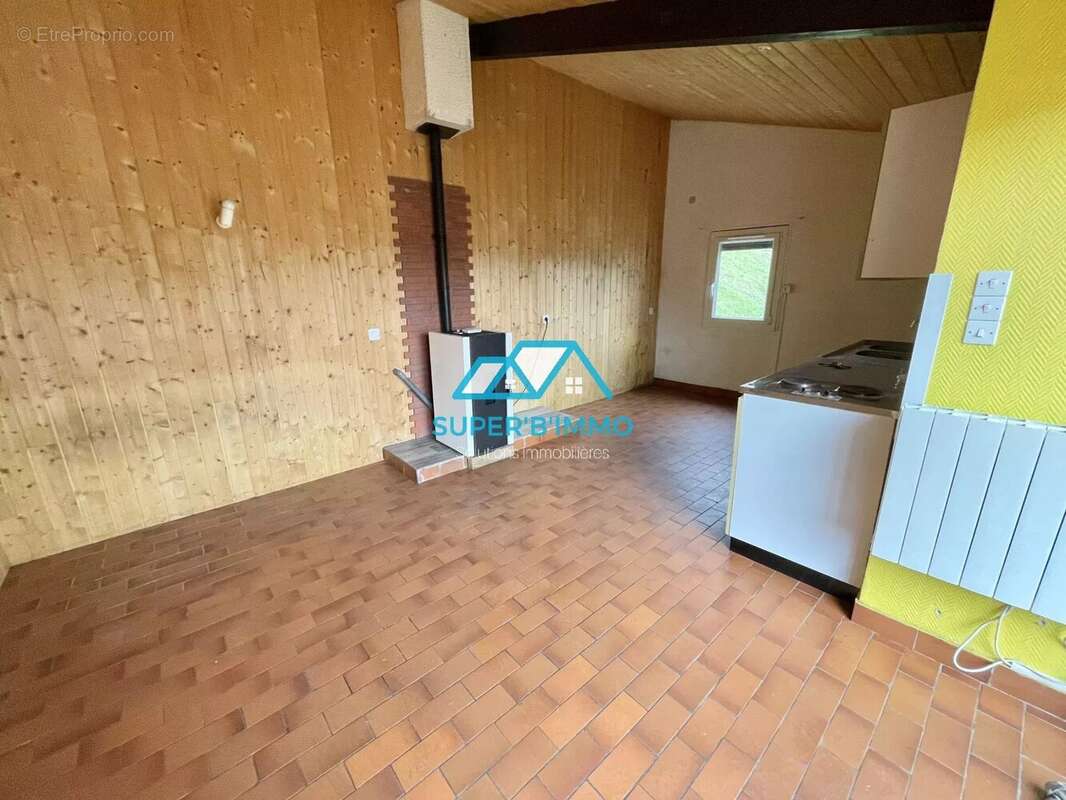 Appartement à VIEILLE-BRIOUDE