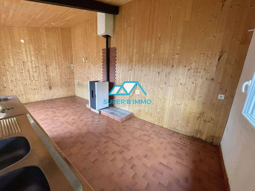 Appartement à VIEILLE-BRIOUDE