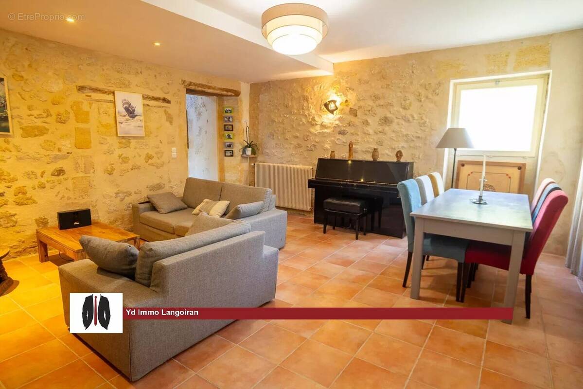 Maison à LANGOIRAN