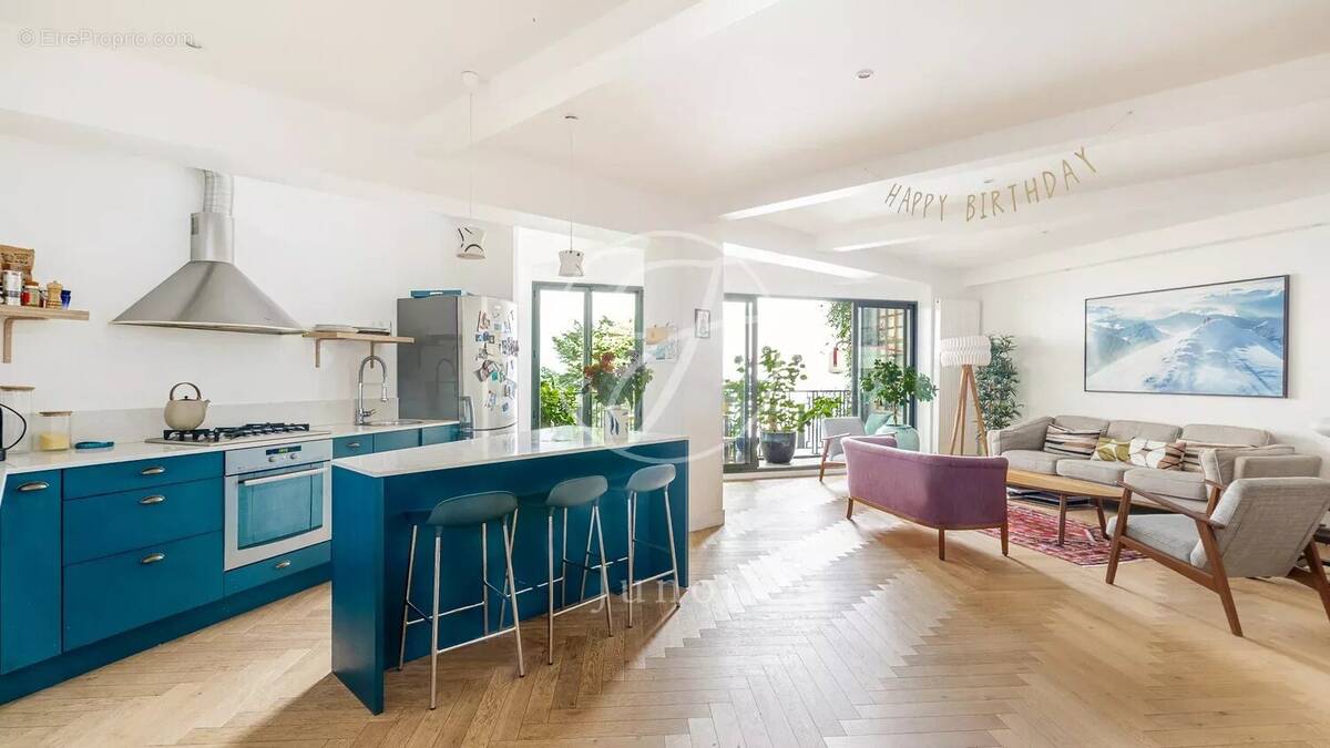 Appartement à PARIS-10E