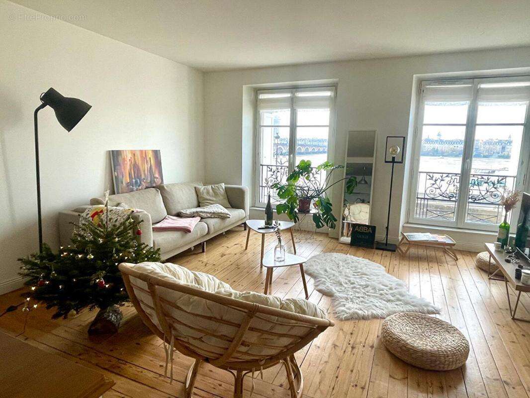 Appartement à BORDEAUX
