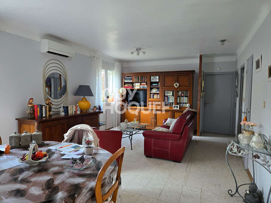 Maison à SAINT-GENIES-DE-COMOLAS