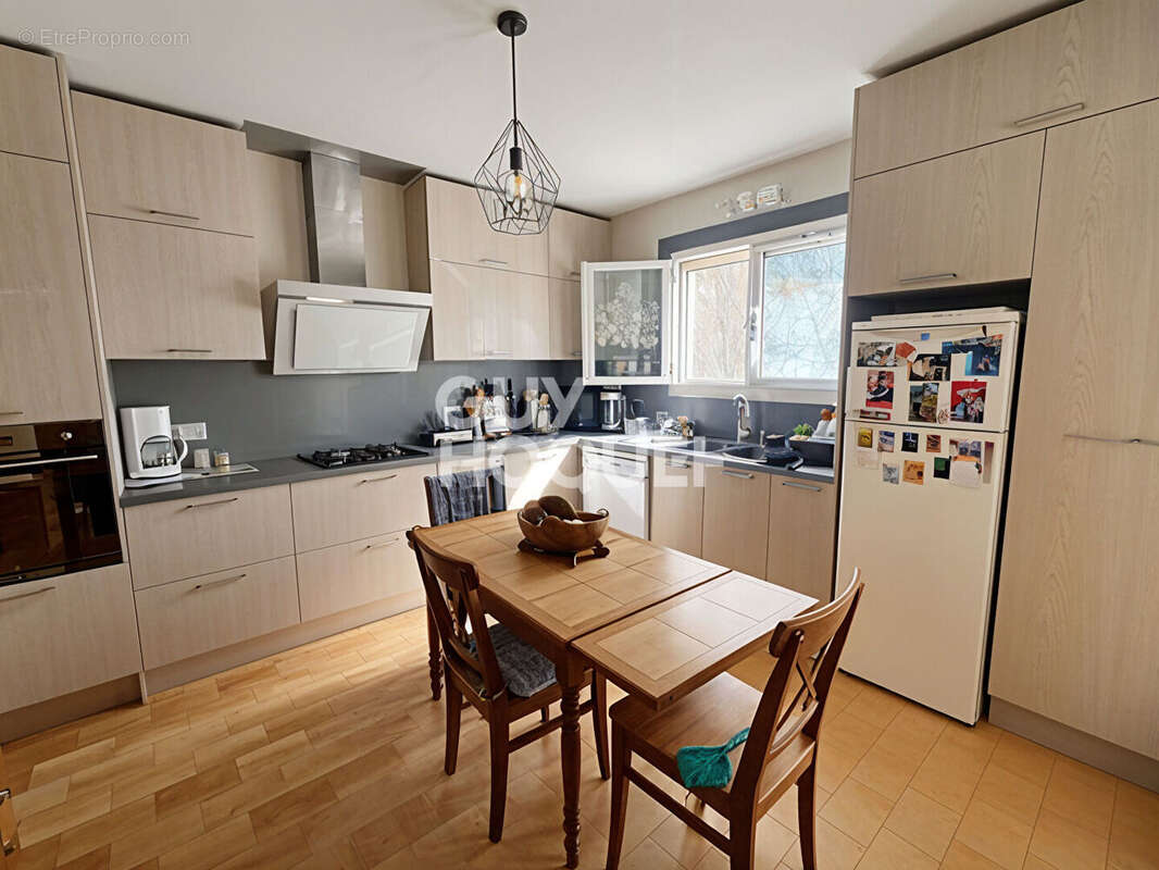 Maison à SAINT-PAUL-LES-FONTS