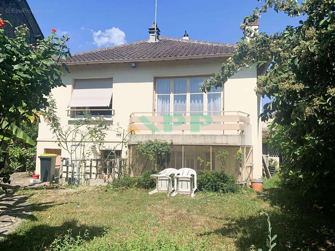 Maison à ATHIS-MONS