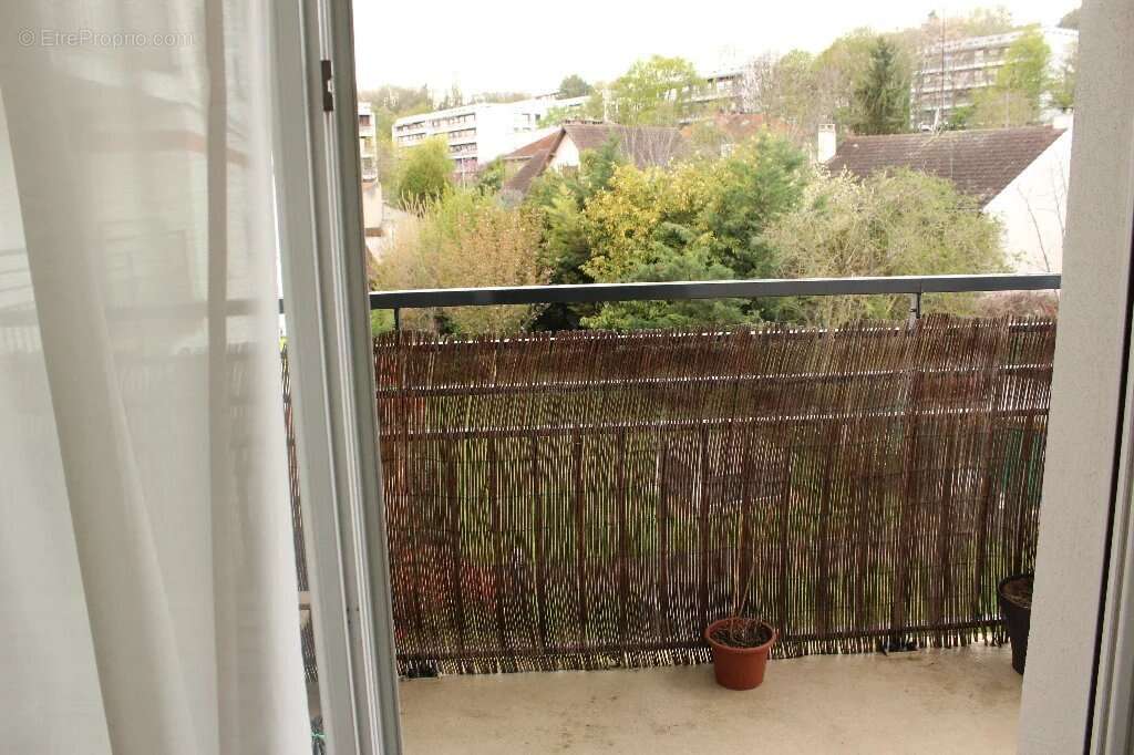 Appartement à ATHIS-MONS