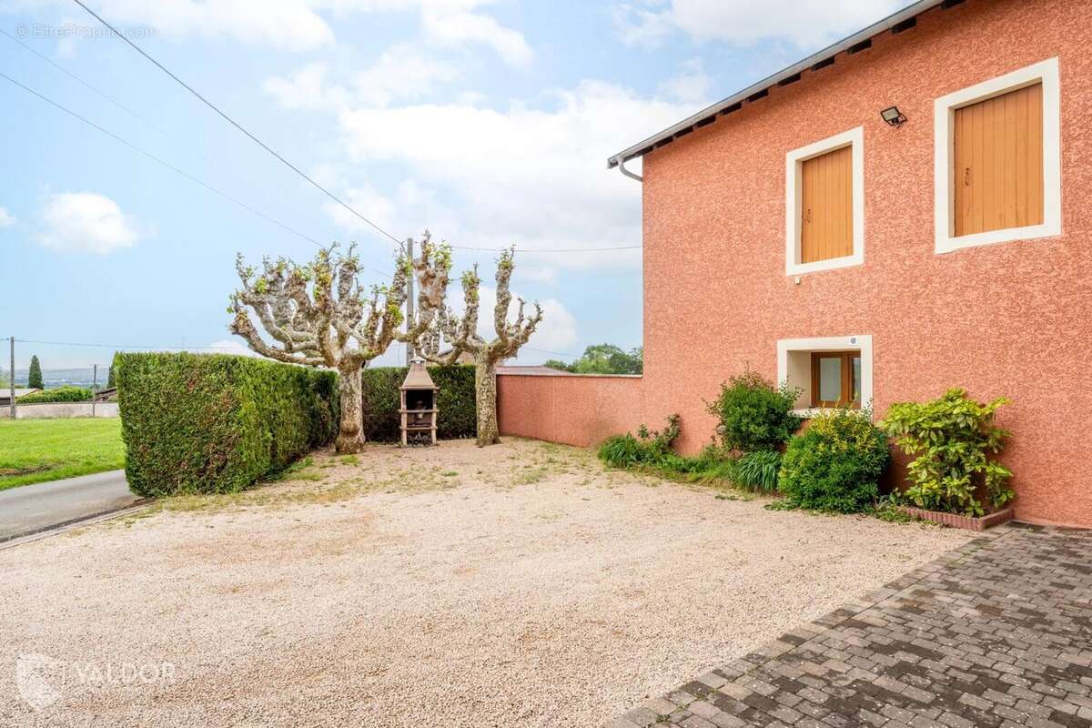 Maison à SAINT-LAGER