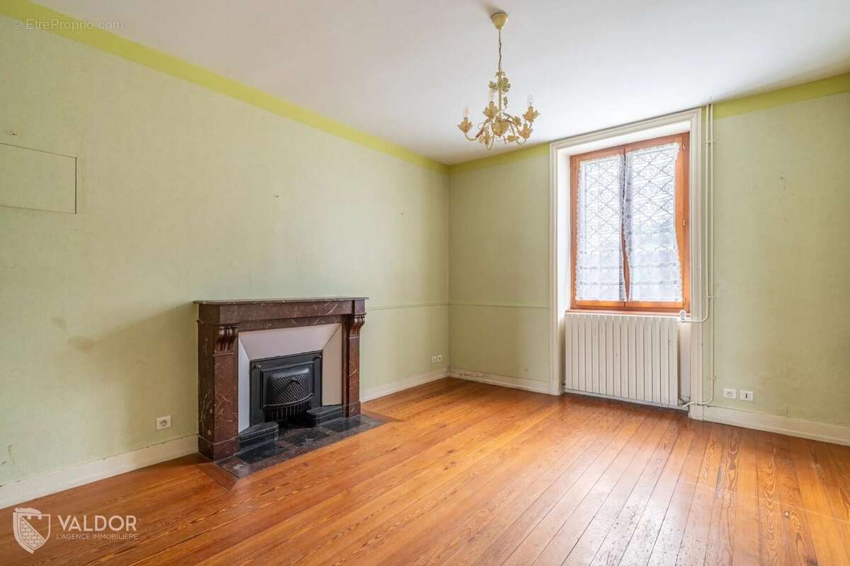 Maison à SAINT-LAGER